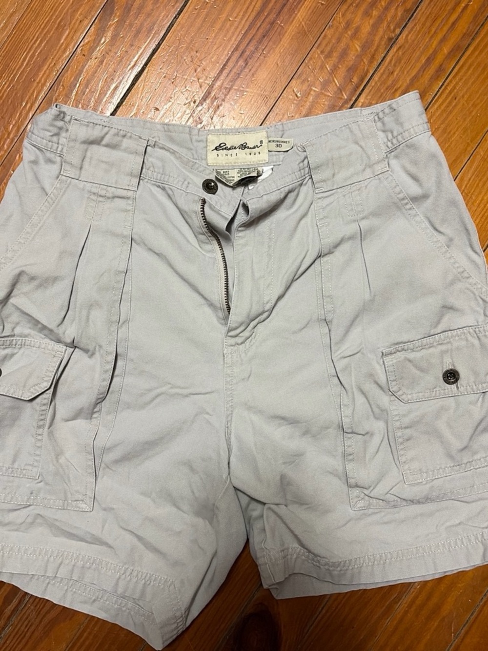 Eddie Bauer Men's Light Gray Cargo Shorts - Button Flap Pockets